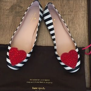 Kate Spade ‘Kade’ Black & white stripe red heart